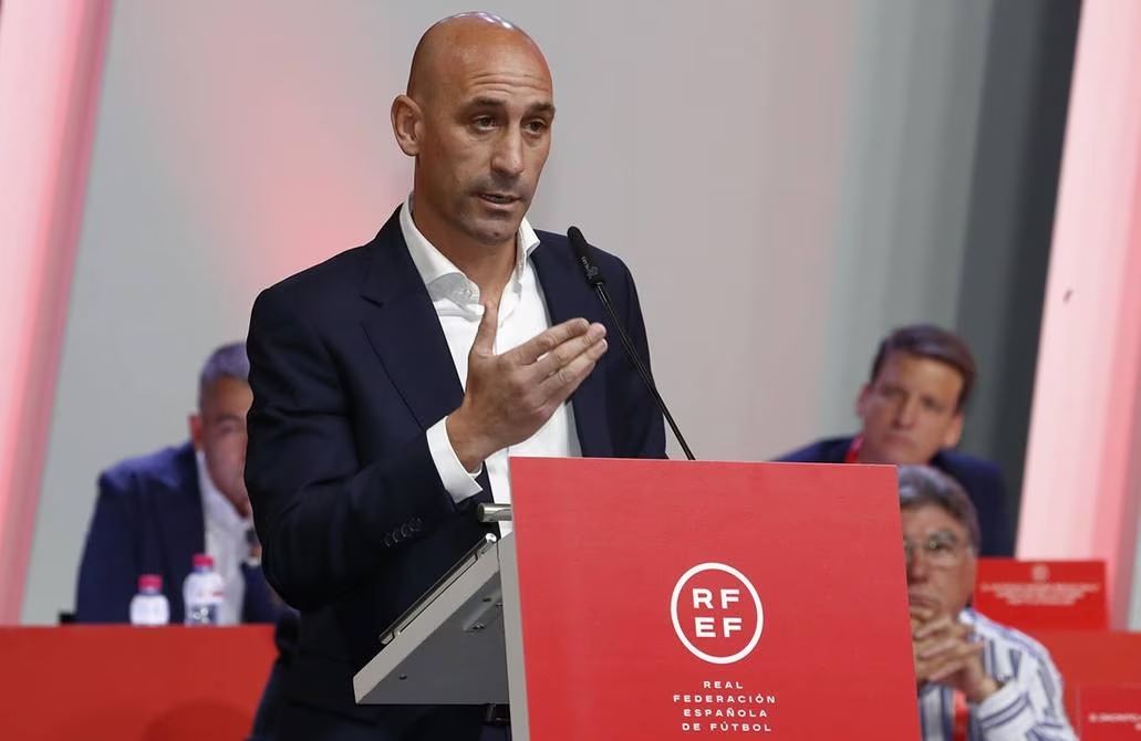 Luis Rubiales renunció este domingo 10 de septiembre como presidente de la Real Federación Española de Fútbol (RFEF).