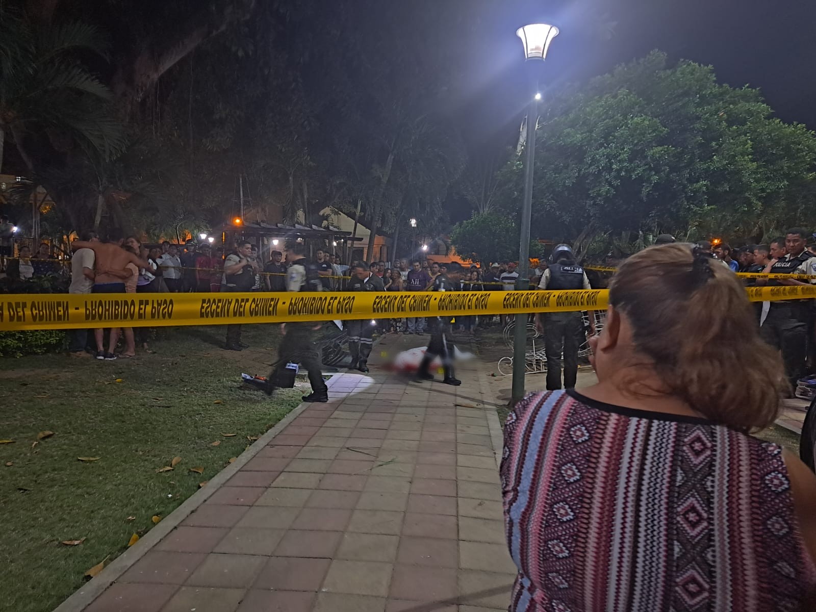 Lo asesinaron mientras estaba en un parque, en Portoviejo