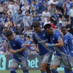 Con un doblete de Jaime Ayoví y un tercer gol de Samuel Sosa, Emelec goleó en el estadio George Capwell.