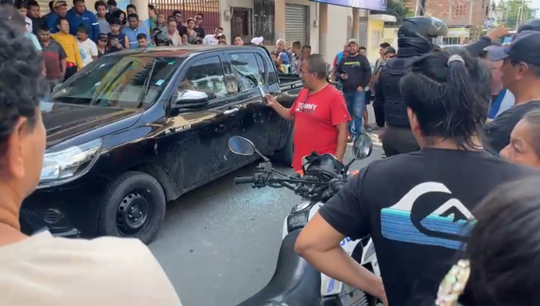 Un hombre y una mujer son víctimas de una balacera, en Manta