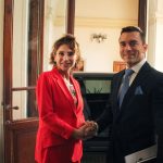 Como parte de su primer viaje en calidad de presidente electo de Ecuador, Daniel Noboa tuvo una reunión en Roma, Italia.