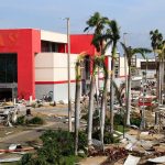 Aumenta el número de muertos por el paso del huracán Otis en México
