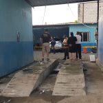 Asesinan a un hombre en una lavadora de vehículos, en Manta