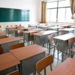 Estudiante muere tras recibir el golpe de un maestro dentro del aula de clases