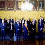 La mañana de este domingo, 26 de noviembre del 2023, el Presidente Daniel Noboa se tomó junto a su gabinete ministerial la foto oficial.