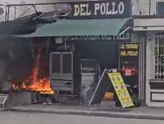 Incendio y explosión en local de venta de productos manabitas en Sauces 2