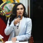 La vicepresidenta Verónica Abad advirtió al presidente Daniel Noboa sobre un posible derrocamiento en su contra.