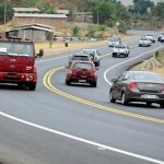 El tránsito vehicular circula con normalidad por la vía Jipijapa-Guayaquil este sábado 18 de noviembre del 2023.