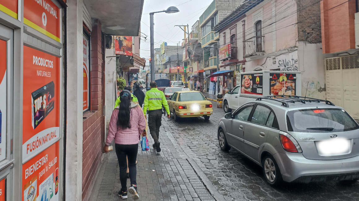 Ponen plazo a extranjeros para que abandonen Saquisilí