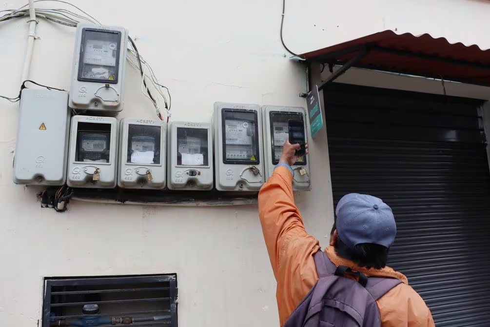 Debido a las fuertes lluvias presentadas en la zona austral se suspenden los cortes de energía por dos días.