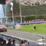 Un cadete de Policía terminó envuelto en llamas durante una celebración de Navidad en el norte de Quito.