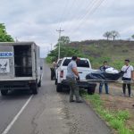 Una osamenta, que correspondería al cuerpo de una mujer, fue hallada junto a la vía Montecristi-Jipijapa, en Manabí.