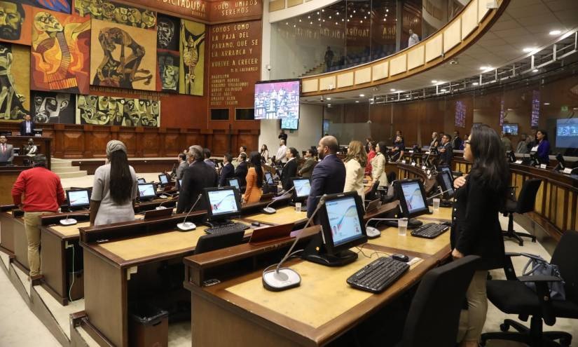 De los nueve asambleístas manabitas, cinco votaron porque no se enjuicie penalmente a Jorge Glas por el presunto delito de peculado.