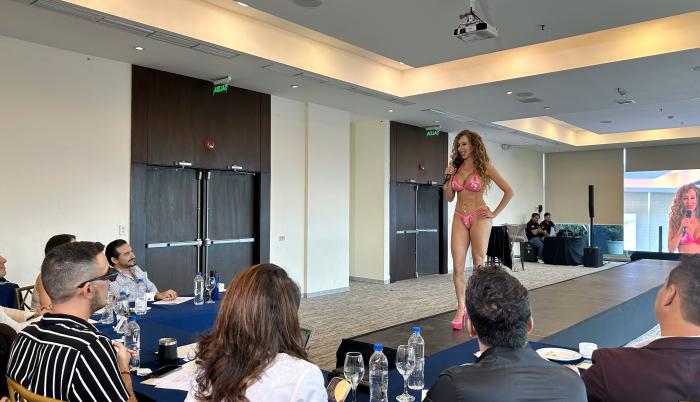 Una mujer de 45 años quiere ser la nueva Miss Universo Ecuador