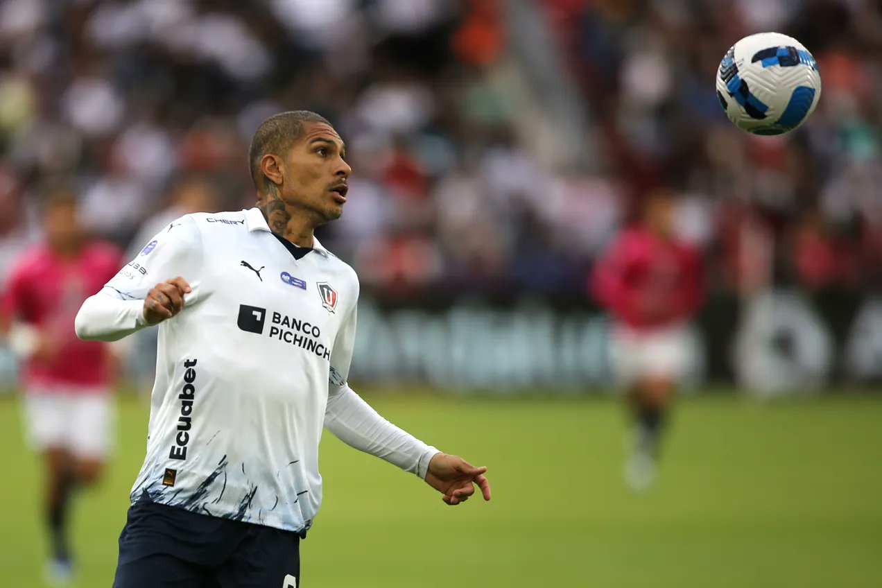 Paolo Guerrero se va a Alianza Lima desde Liga de Quito