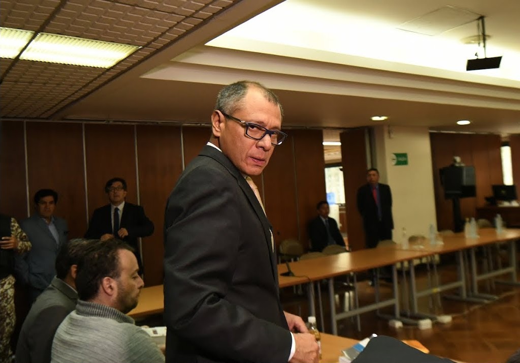 Ordenan prisión preventiva para Jorge Glas por caso reconstrucción de Manabí