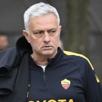 La Roma anunció que el portugués José Mourinho no seguirá siendo el entrenador del club con efecto inmediato.
