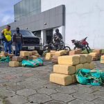 Transportando un cargamento de droga, entre marihuana y cocaína, se detuvo a un hombre este jueves 4 de enero del 2024.