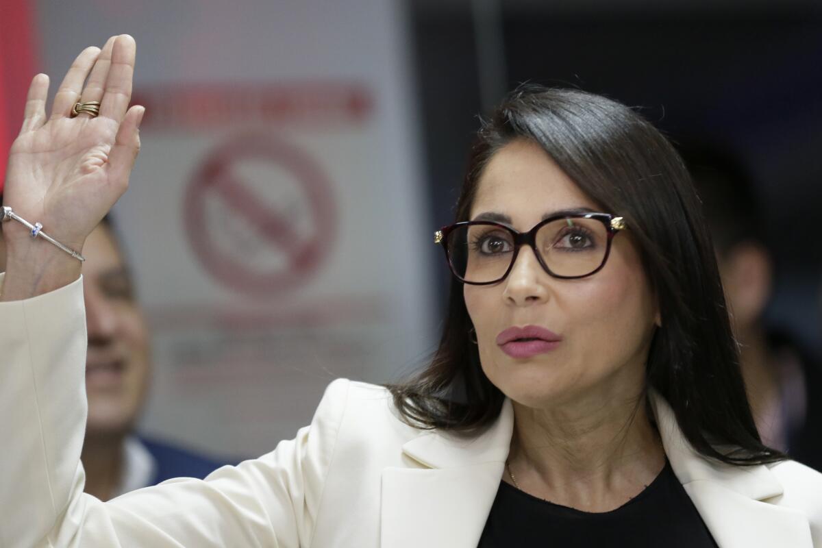 Luisa González cuestiona que Furio Noboa haya nacido en Miami