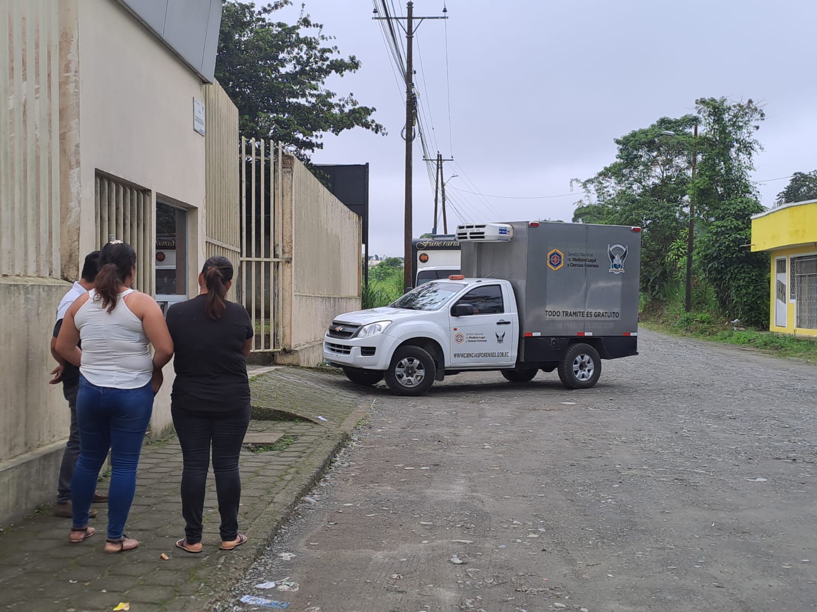Una mujer fue hallada sin vida dentro de una finca, en Santo Domingo
