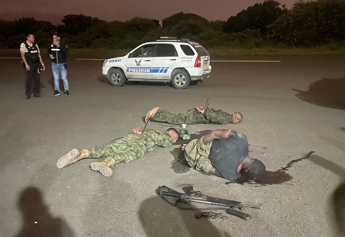 Dos hombres fueron detenidos luego que ingresaran a las instalaciones del Fuerte Militar Manabí, ubicado en Portoviejo.