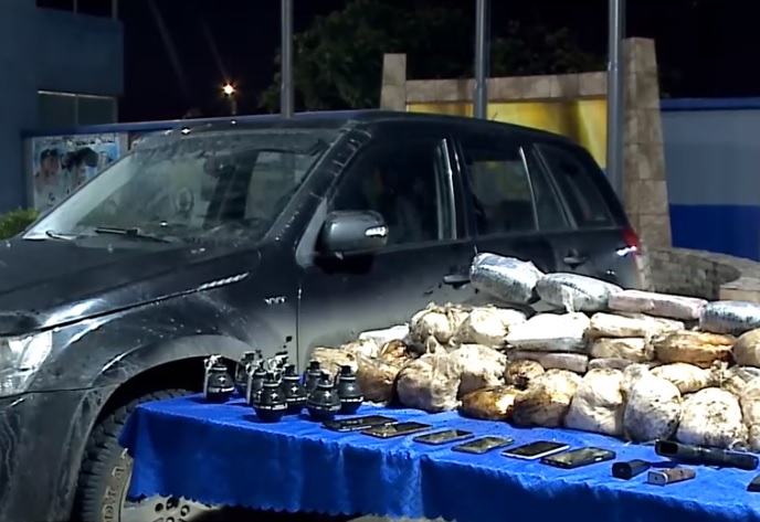 Dos supuestos sicarios y 70 kilos de droga incautados dejó un operativo realizado durante Carnaval, en Guayaquil.
