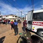 Pacientes del hospital de Chone son evacuados por emergencia
