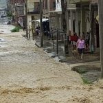 Una fuerte lluvia caída sobre Jipijapa este jueves 22 de febrero del 2024, anegó varios sectores de este cantón manabita.