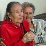 Después de 81 años de estar separadas, unas gemelas lograron reunirse y expresaron sentir una conexión única.