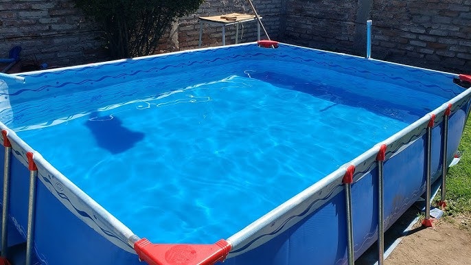 Muere al ingresar a una piscina armable en una fiesta de cumpleaños