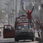 Bandas criminales haitianas lograron la liberación de más de 3.500 presos en dos cárceles de máxima seguridad de dicho país.