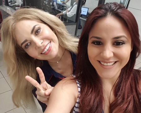 Nayra Salazar y Gloria Trevi.