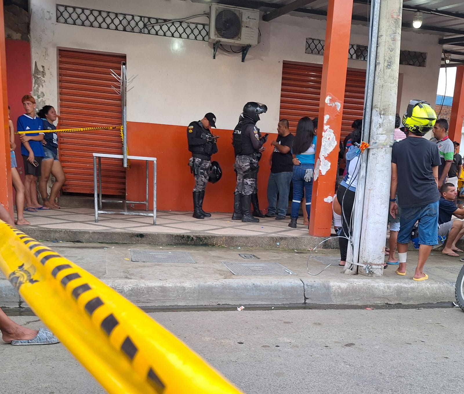 Asesinaron a un carnicero dentro de su negocio, en Portoviejo