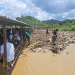 Creciente río Portoviejo Puente El Cady lluvias