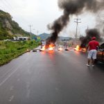 Habitantes de San Vicente cerraron la vía para exigir agua potable