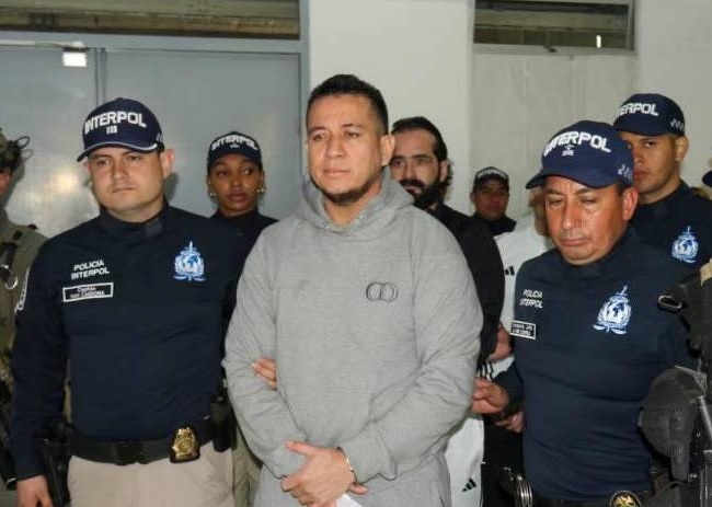 Un tribunal emitió una orden de captura internacional contra seis familiares del narcotraficante ecuatoriano Wilder Sánchez.