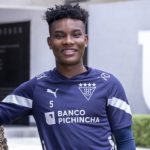 El jugador Óscar Zambrano volverá a ser elegible en Liga de Quito en todos los torneos locales que el club albo dispute.