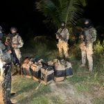 En el cantón Jama, ubicado en el norte de la provincia de Manabí, las autoridades decomisaron un cargamento de droga.