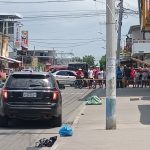 Frente al cementerio del barrio Cuba, de la parroquia Eloy Alfaro, en Manta, se registró una balacera este sábado 6 de abril del 2024.