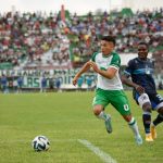 Pepe Cobos, artista manabita, quien era invitado de lujo de Liga de Portoviejo sufrió un incidente en la 'Fiesta Verde y Blanco'.