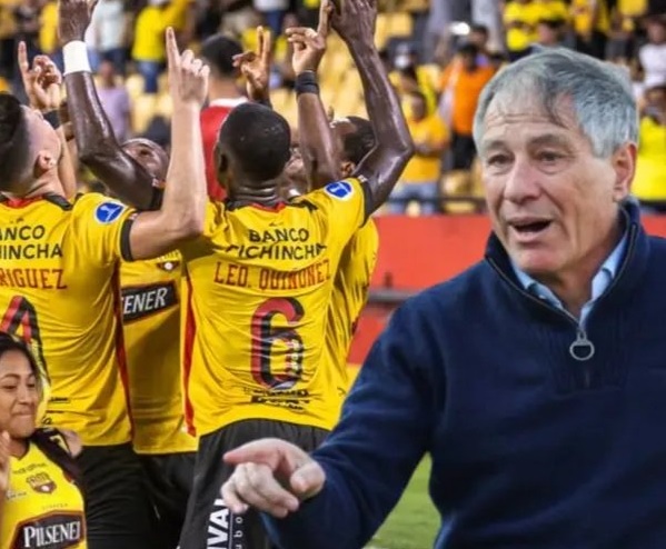 Sin hablar con la prensa, tras su arribo a Guayaquil, el técnico Argentino Ariel Holan, llegó para tomar las riendas de Barcelona SC.