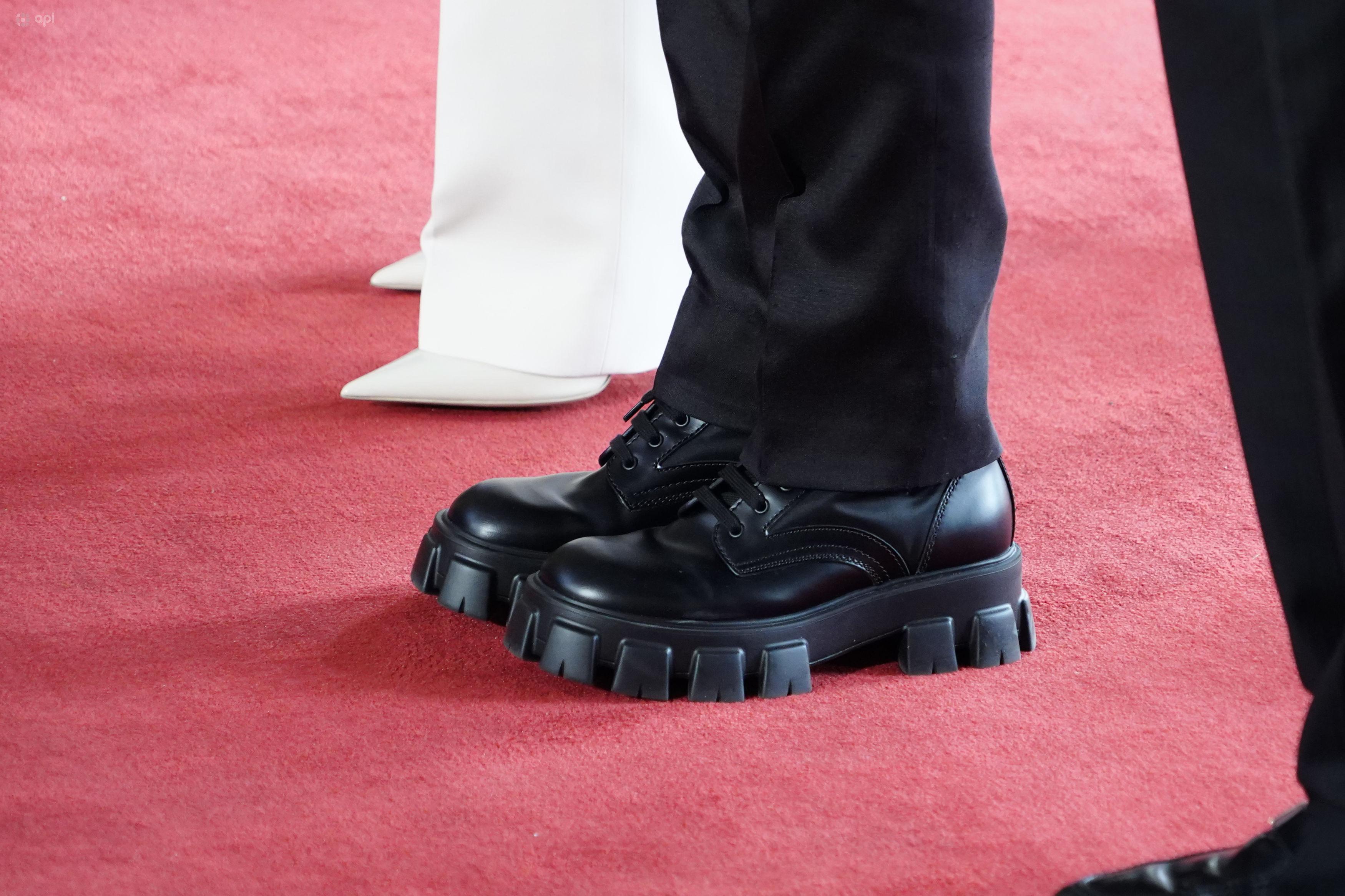 ¿Qué marca son y cuánto cuestan los zapatos que usó Daniel Noboa?