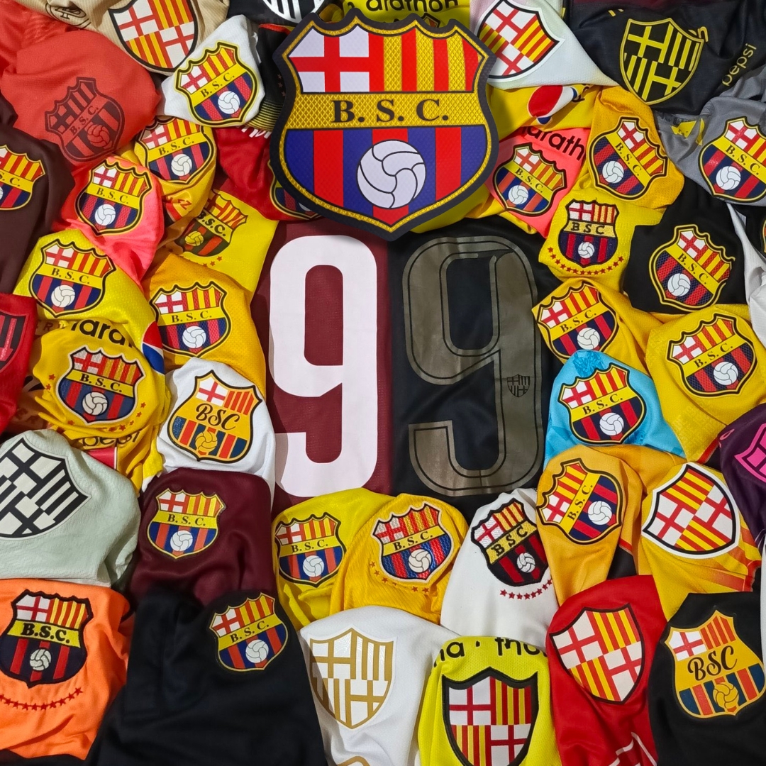 A Barcelona SC le llueven las felicitaciones en sus 99 años de fundación. El ‘ídolo’ del Astillero nació un 1 de mayo de 1925. - copia