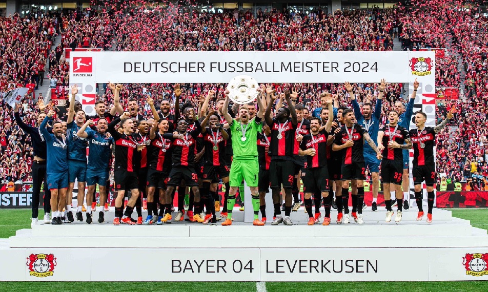 El Bayer Leverkusen logró meterse en la historia del fútbol mundial y consiguió la inmortalidad en la Bundesliga, donde se coronó campeón.