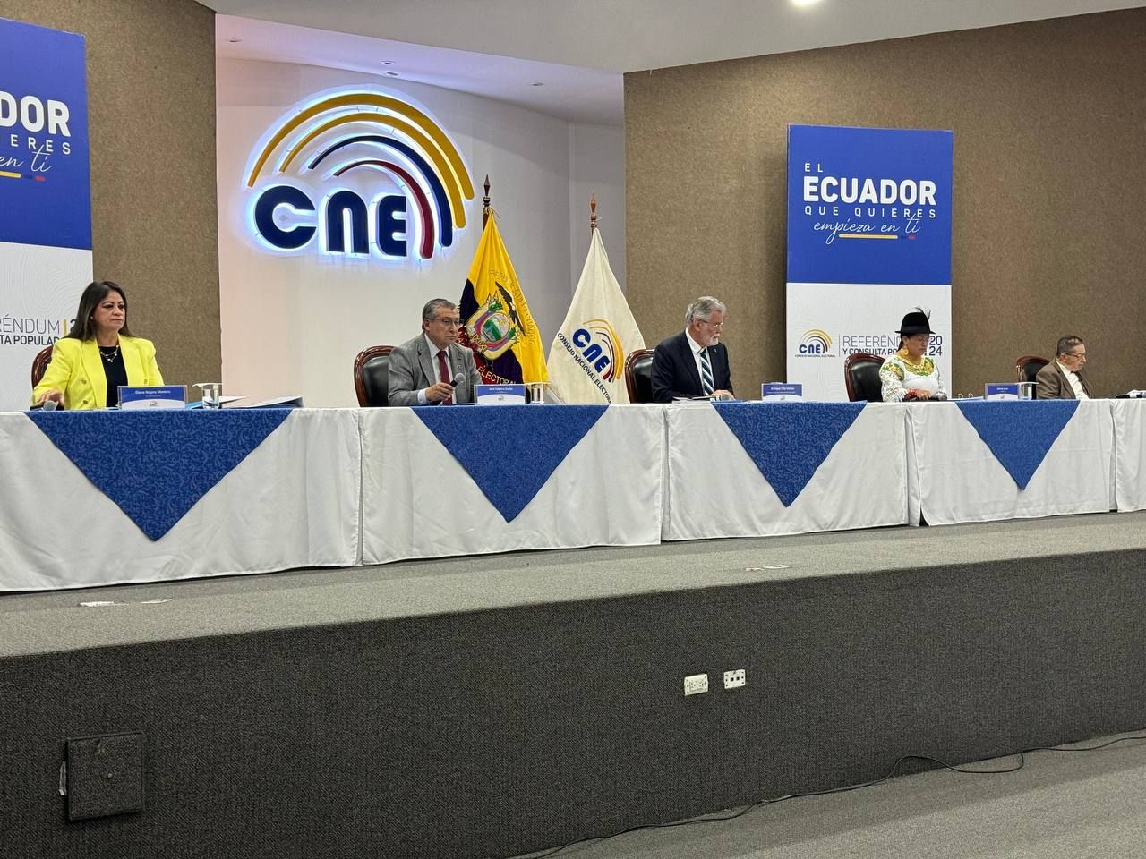 El Consejo Nacional Electoral (CNE) anunció que aprobó los resultados numéricos del Referéndum y Consulta Popular 2024.