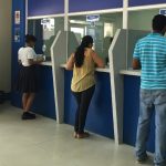 El valor a pagar por la planilla de consumo de energía eléctrica, correspondiente al mes de abril, se cancelará solo la mitad.