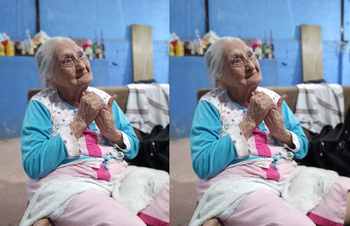 Madre de 106 años celebra su día en Ecuador.