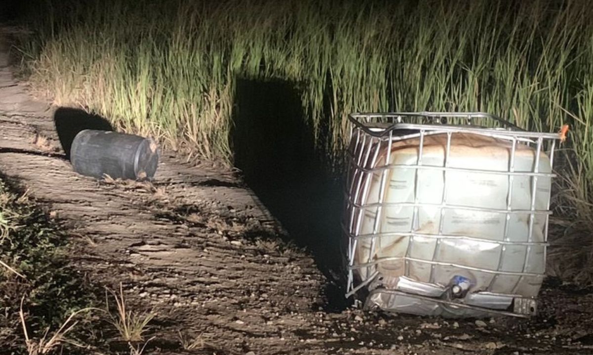 Militares encuentran conexión clandestina a poliducto en Manabí.