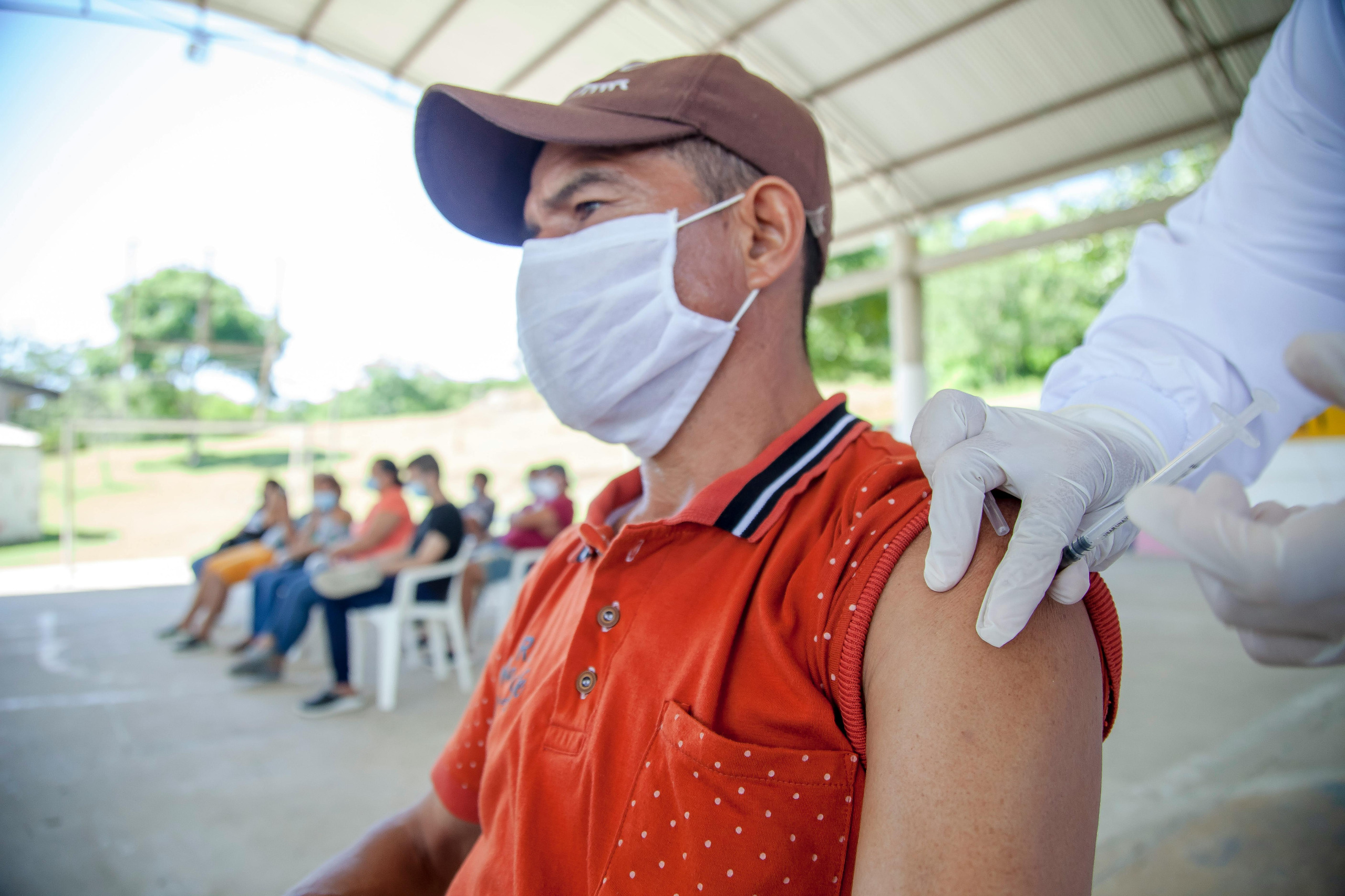 Vacunación contra el covid-19 se retoma en Ecuador