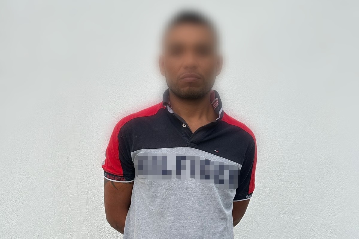 Roberto B, alias Perro Negro y supuesto integrante de Los Choneros, según informe de la Policía